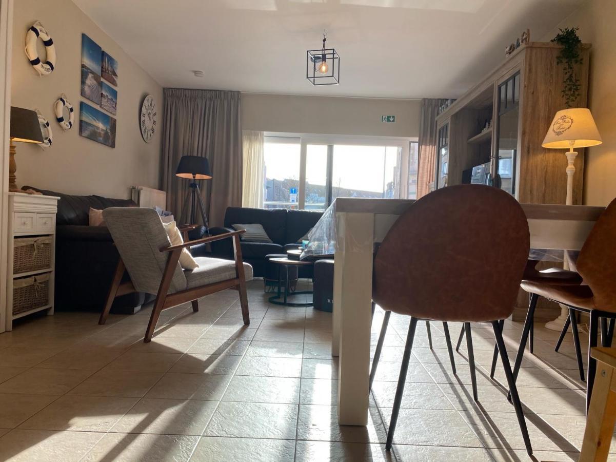 Des Ambassadeurs Apartamento Blankenberge Exterior foto