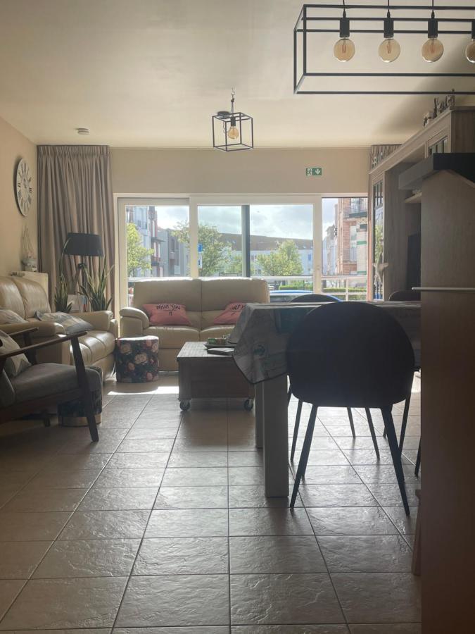 Des Ambassadeurs Apartamento Blankenberge Exterior foto